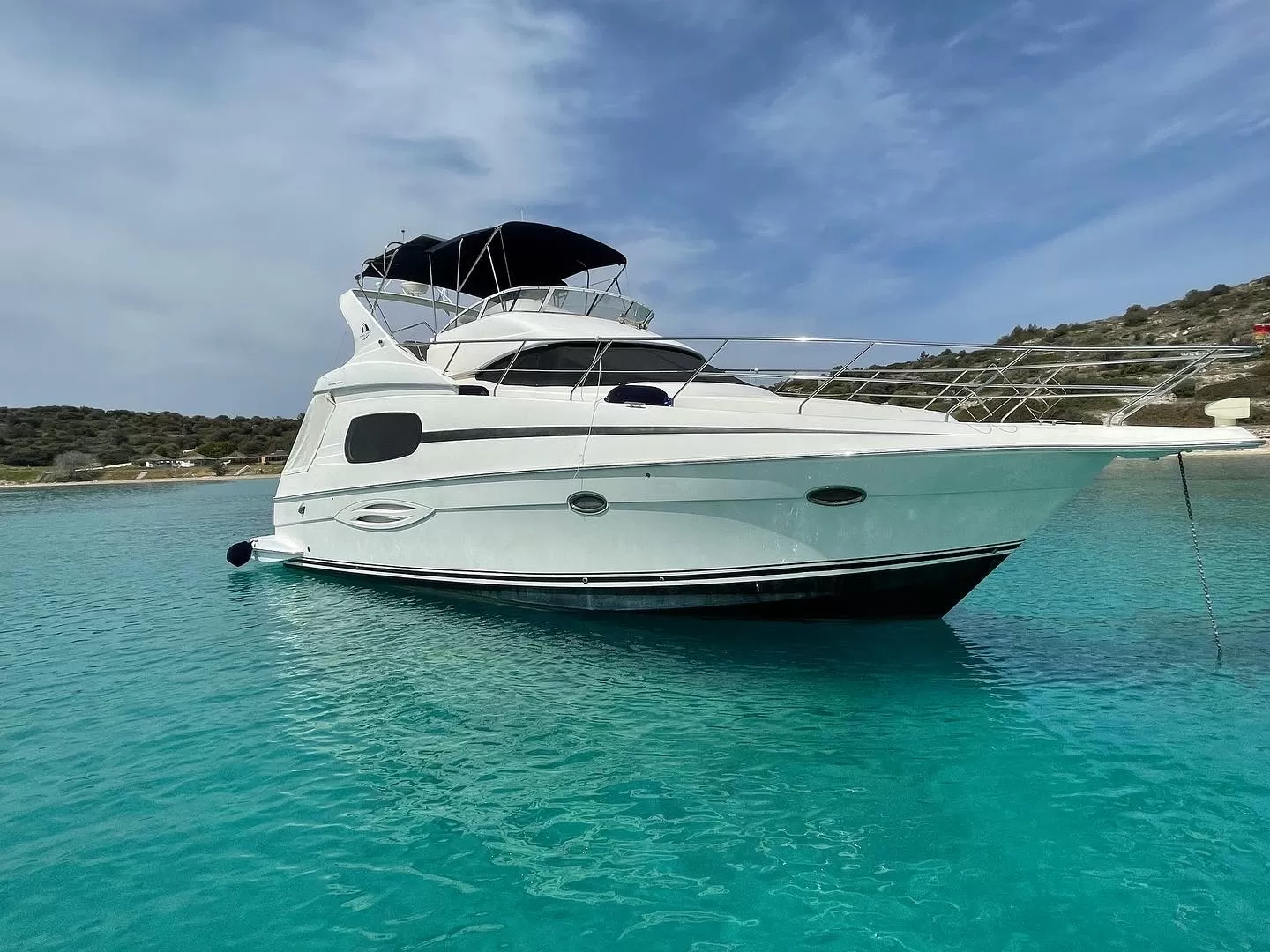 çeşme yat kiralama 83